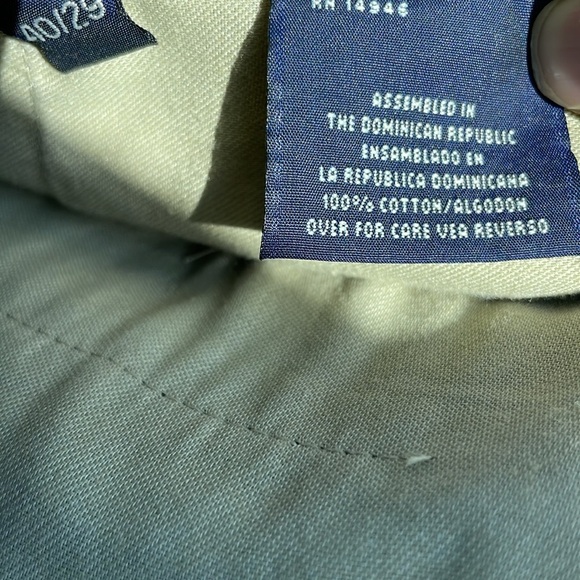 Van Heusen Wrinkle‎ Free Khakis Pleated Front Pant 40x27 - Picture 11 of 11